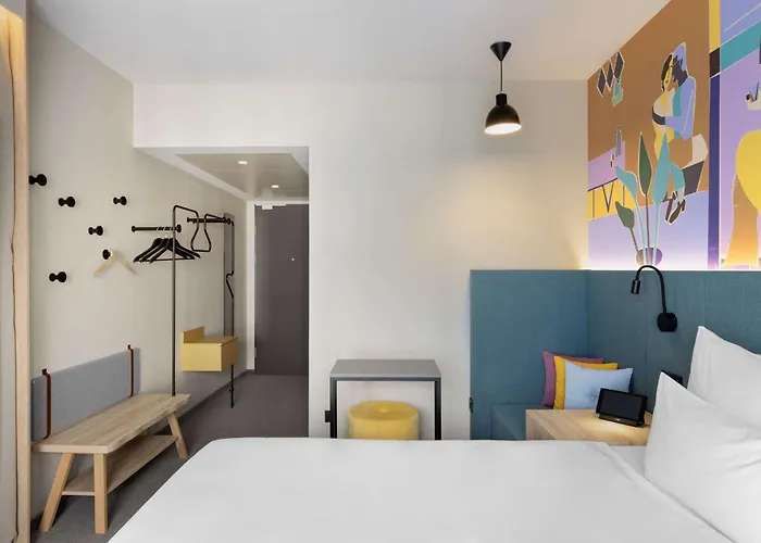 Spark By Hilton Donaustadt Hotel 4*